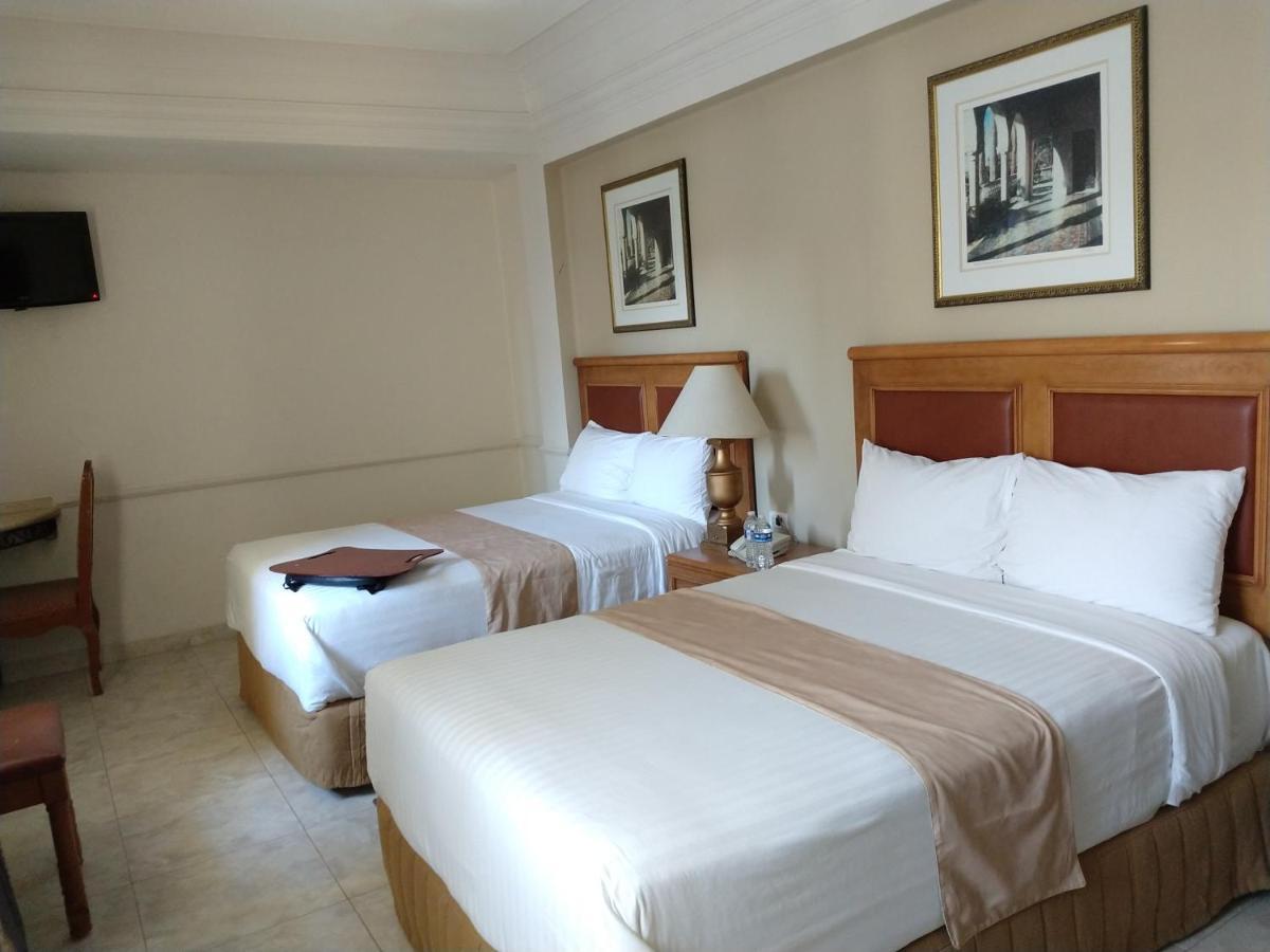 Savoy Express Hotel Torreon Exterior photo