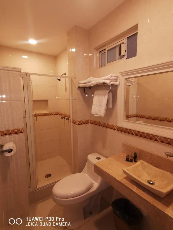 Savoy Express Hotel Torreon Exterior photo