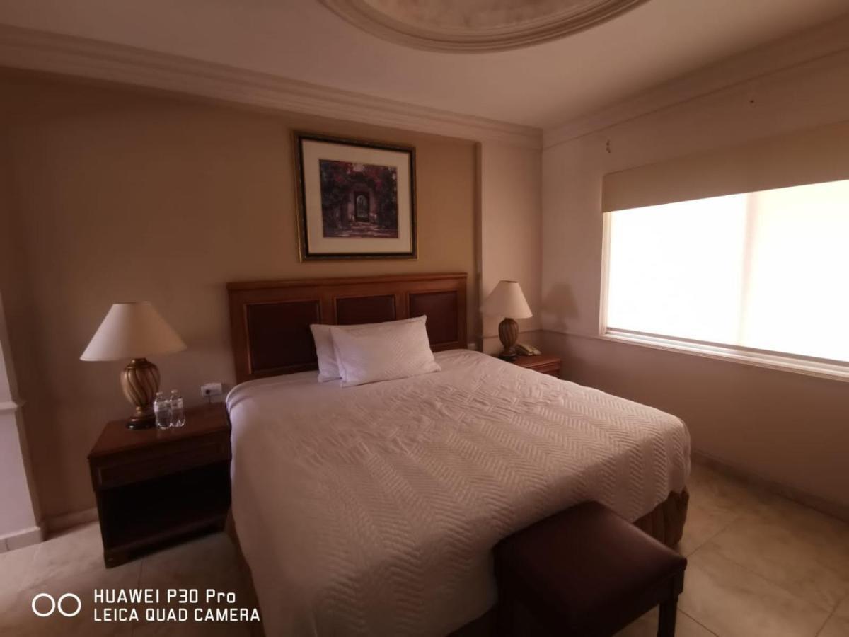 Savoy Express Hotel Torreon Exterior photo