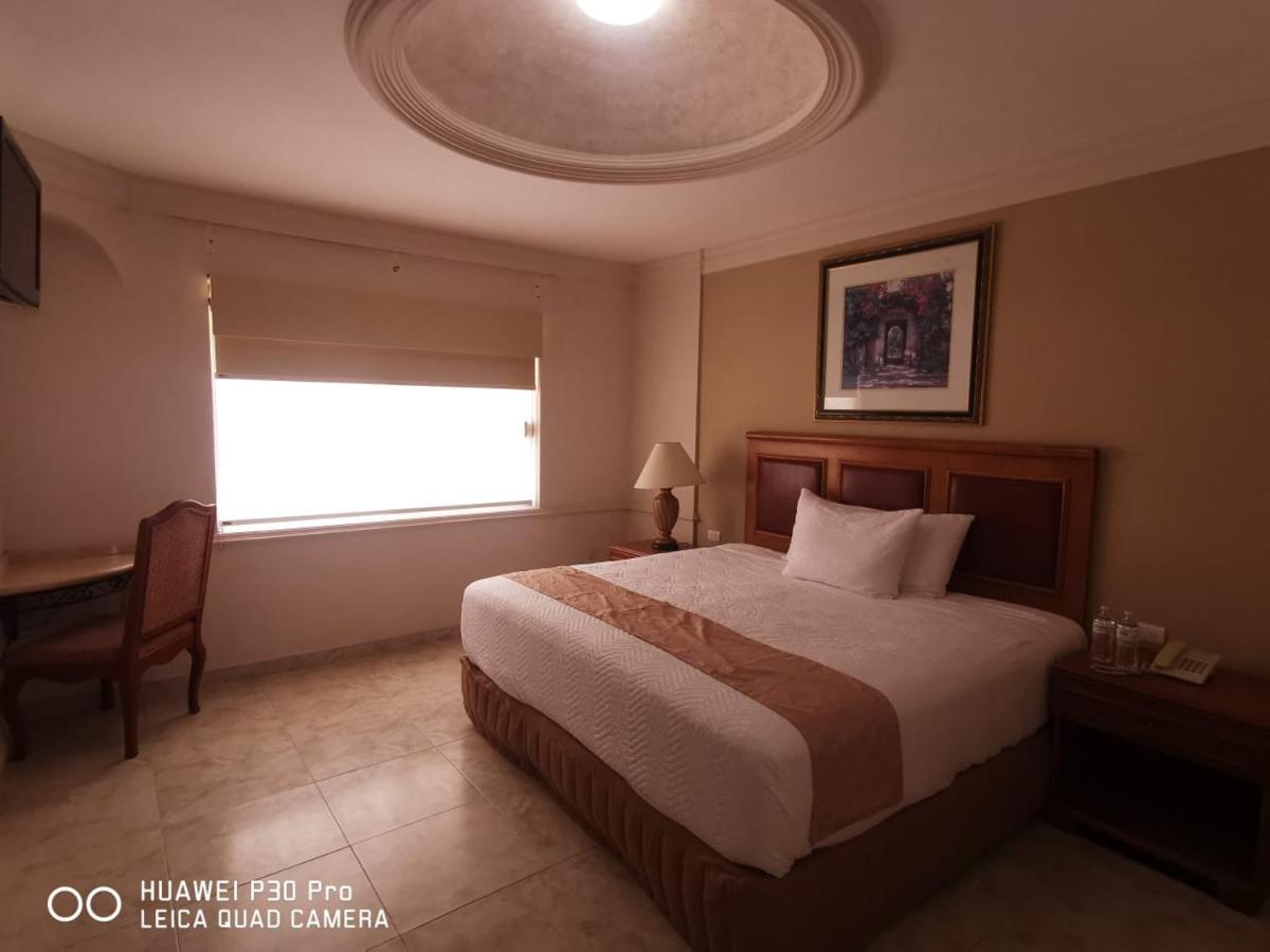 Savoy Express Hotel Torreon Exterior photo